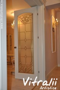 Vitralii Artistice Vitralii Usi de interior usi de lemn geamuri usi geamuri ferestre.Transport in toata tara 12