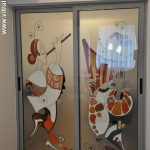 Vitralii cu rasini. www.vitraliiartistice.ro . Livram in toata Romania Vitralii sticla sablata geamuri decorative usi ferestre geamuri cu model 50