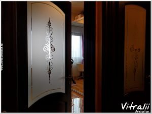 Vitralii Artistice. Sticla sablata. Usi de interior. Model Clasic 13